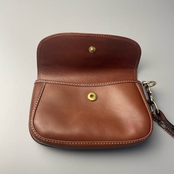 Dooney & Bourke leather Brown wristlet - Picture 5 of 7